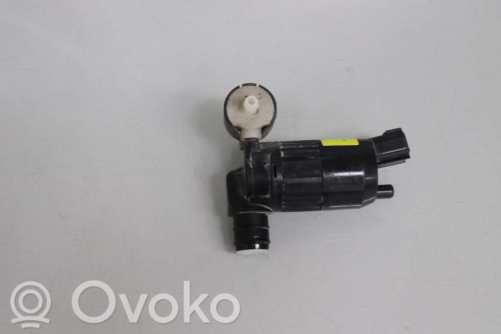 Ford Mondeo MK V Windscreen/windshield washer pump 