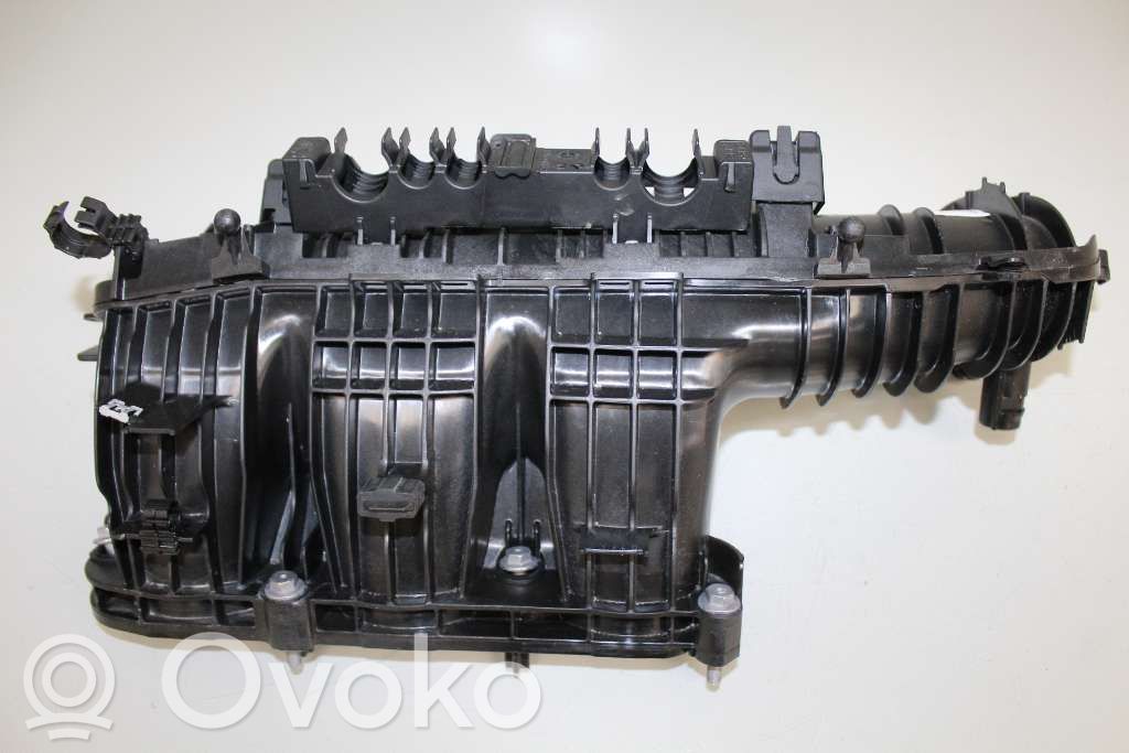 BMW 1 F20 F21 Kolektor ssący 