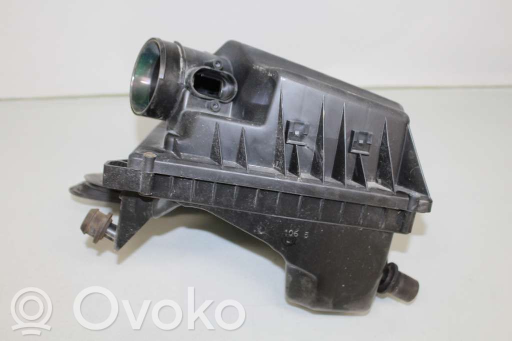 Opel Astra J Cutie filtru aer 