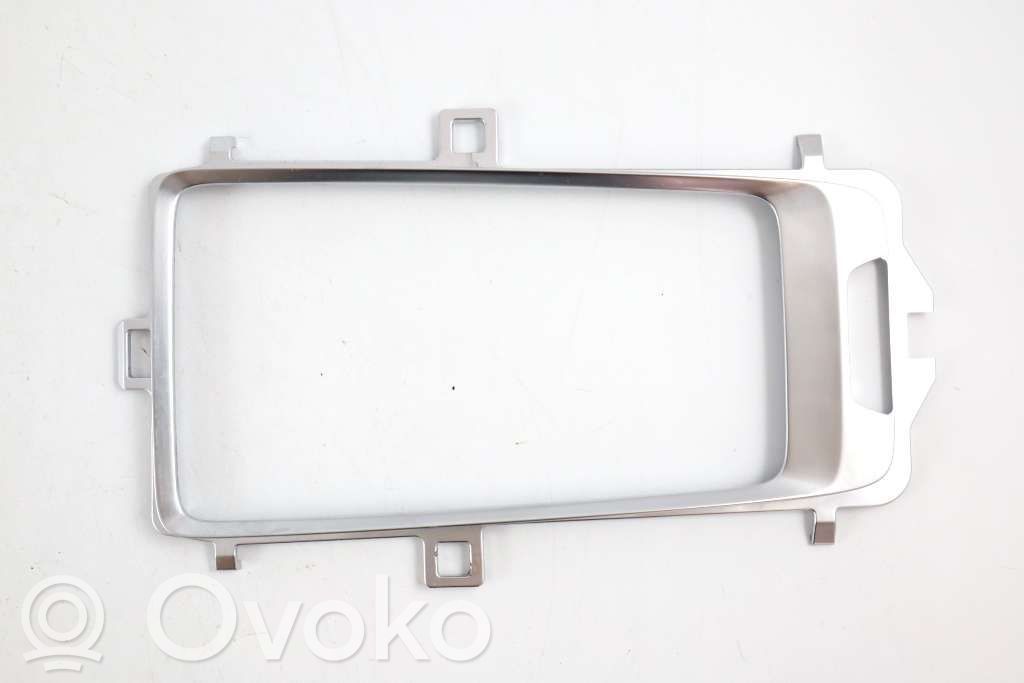 Moldura del panel   9123189,31307327