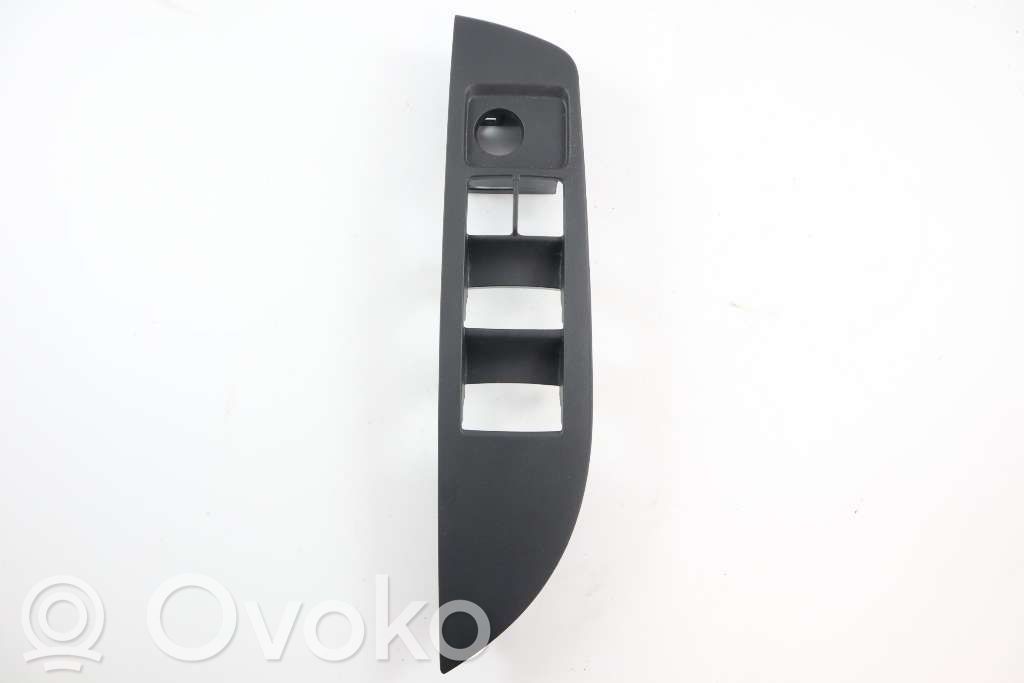 Electric window control switch   7423202G20,7423202G20