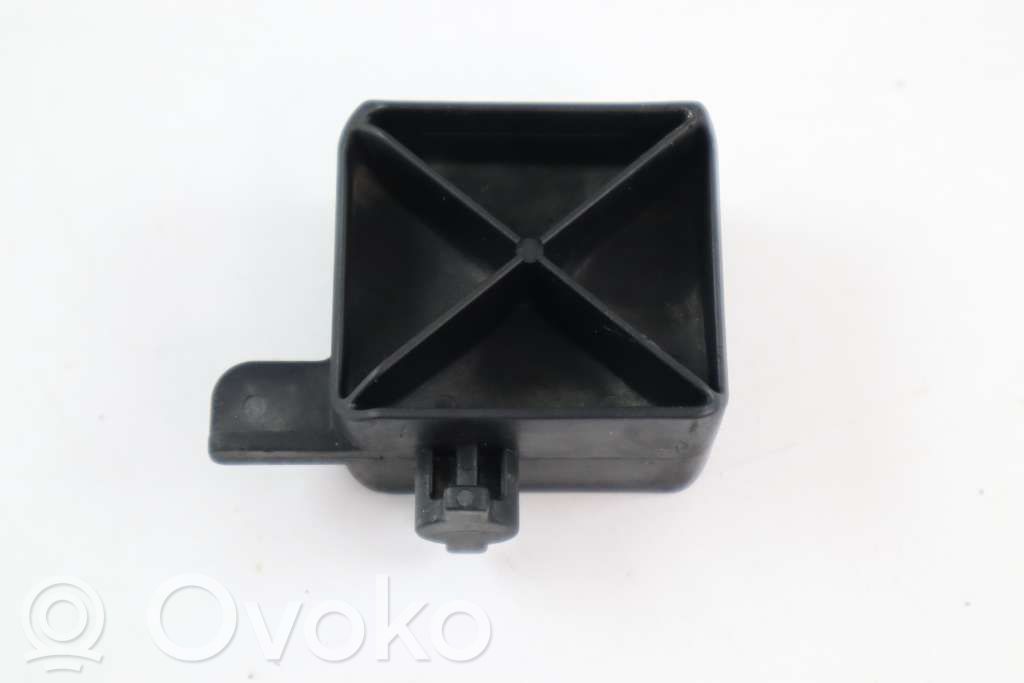 Volvo S60 Radiator support slam panel bracket 