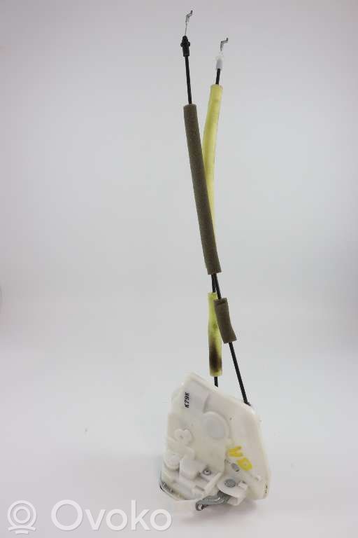 Mazda 3 III Rear door lock 