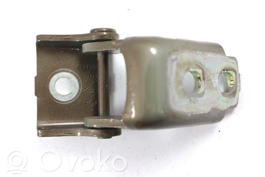 Renault Captur Front door lower hinge 