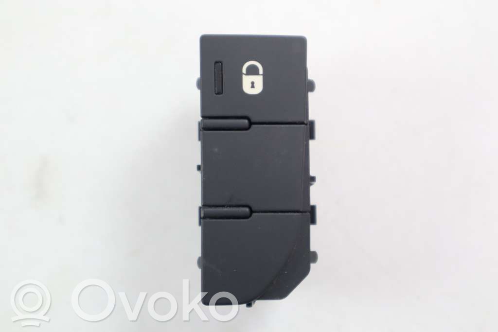 Central locking switch button   649049,96637757ZD