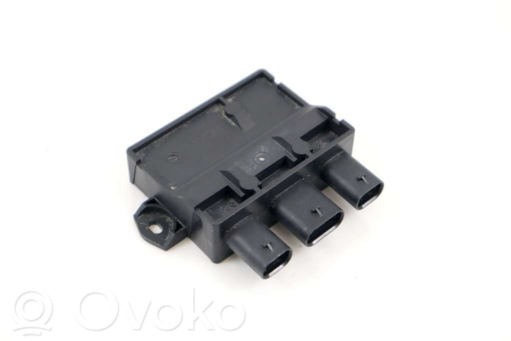 Volvo XC40 Tailgate/trunk control unit/module 