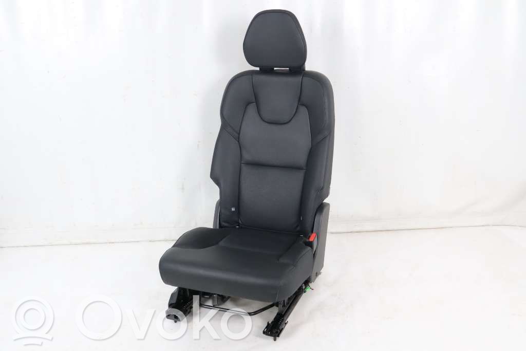 Volvo XC90 Takaistuin 