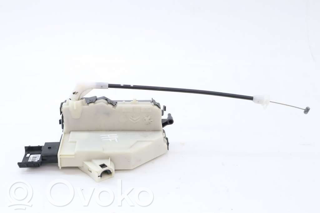 Front door lock   9135EA