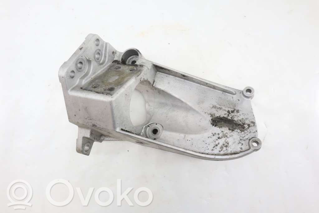 Engine mounting bracket   31370633,31370633