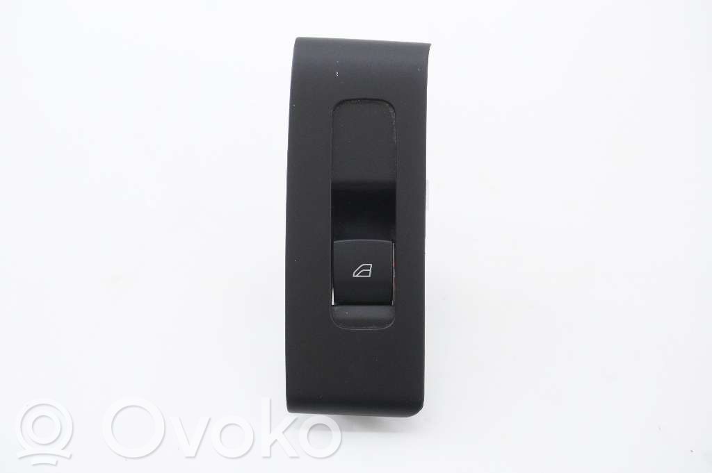Electric window control switch   31456060,31407717,31456060