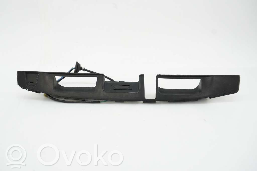 Subaru Outback (BS) Tailgate/trunk/boot exterior handle 
