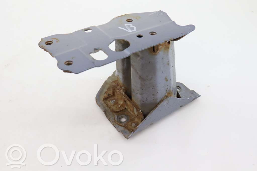 Toyota Verso Deformacinis elementas 