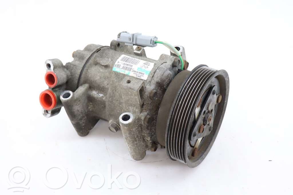 Renault Clio III Compresseur de climatisation 