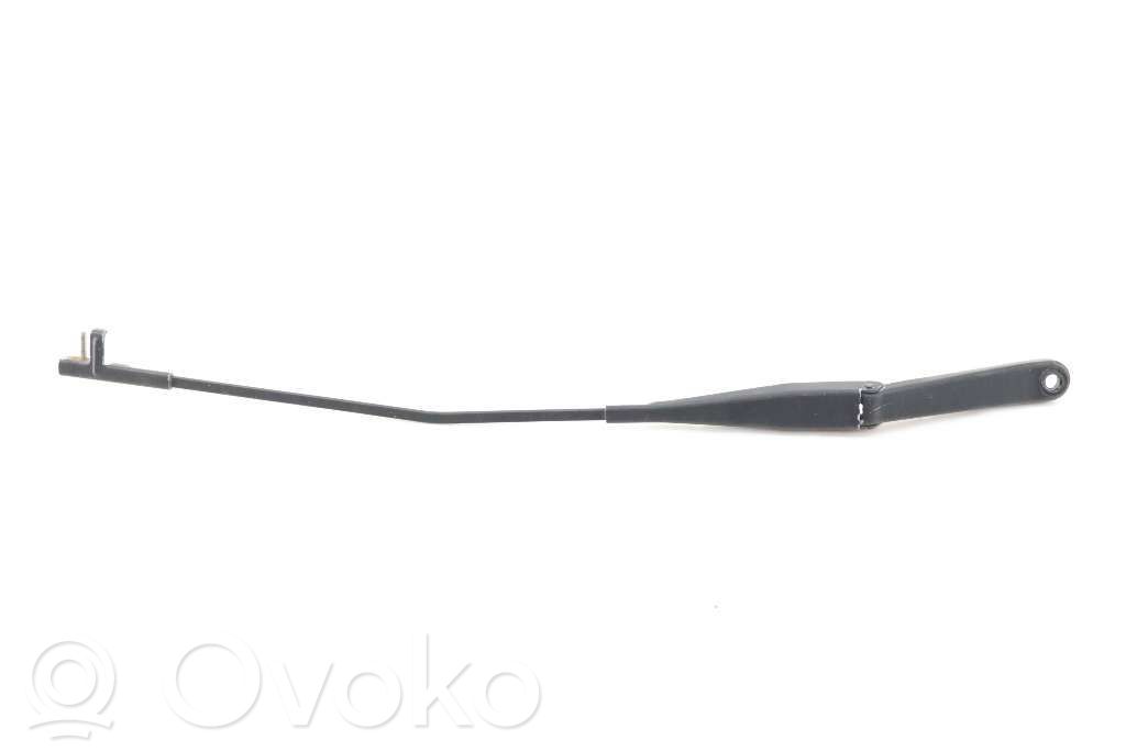 Ford Focus Front wiper blade arm 