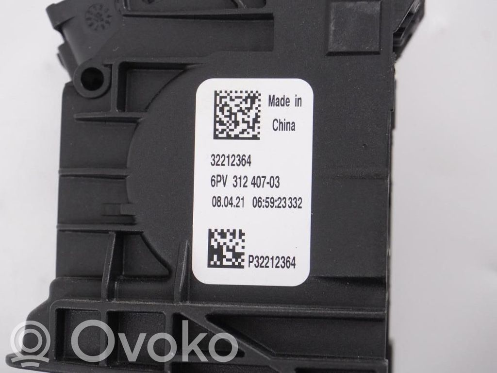 Volvo XC40 Pedał gazu / przyspieszenia 