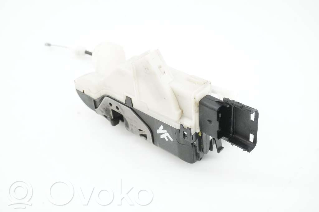 Peugeot Partner Front door lock 