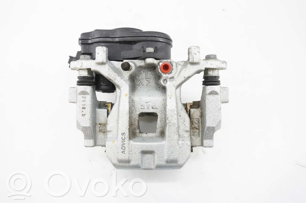 Toyota Corolla Cross Tylny zacisk hamulcowy 