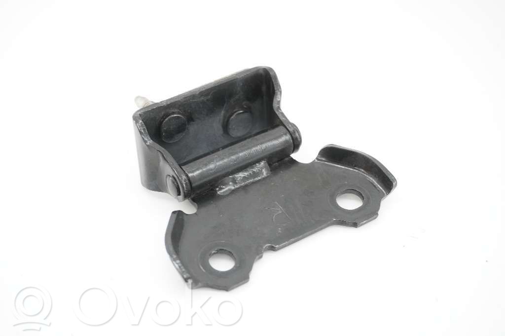 Tailgate/trunk/boot hinge   6881002230