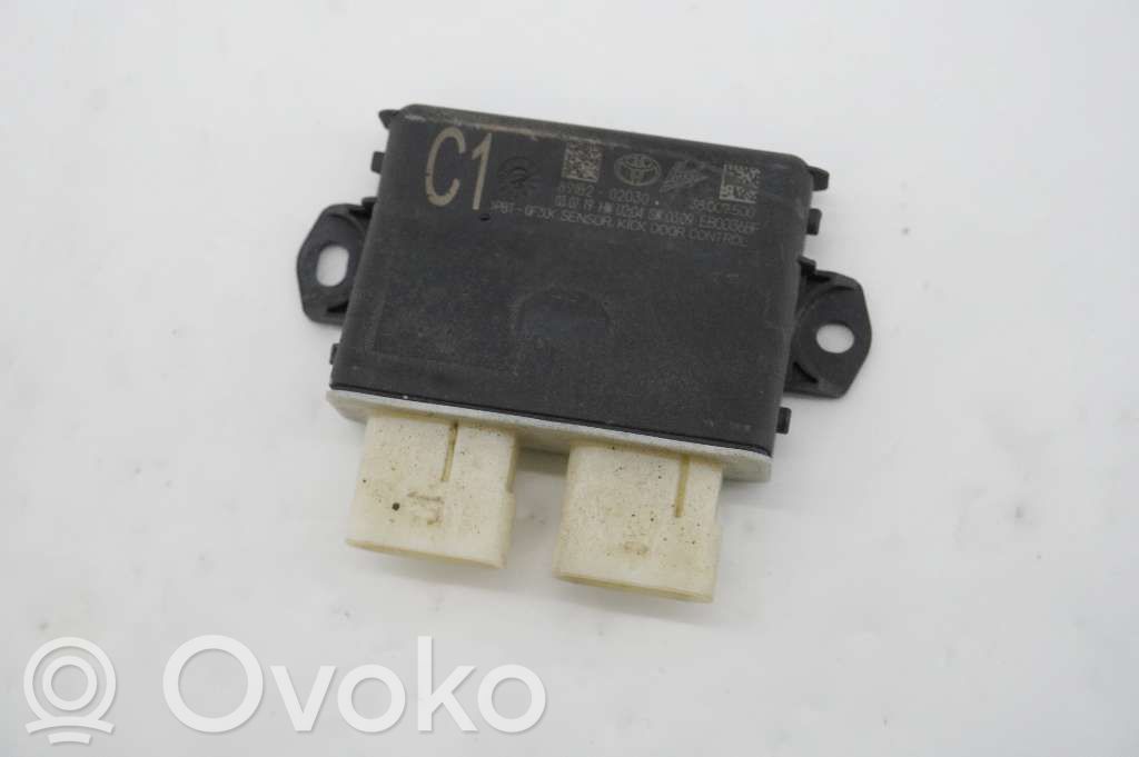 Toyota Corolla E210 E21 Tailgate/trunk control unit/module 