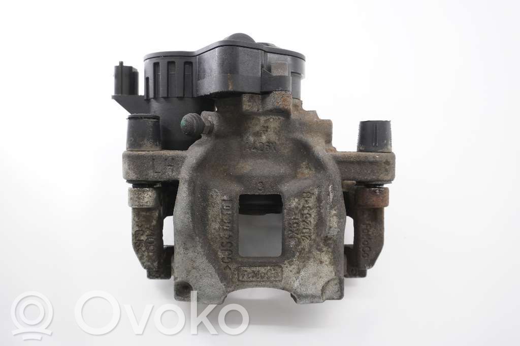 Ford Kuga III Tylny zacisk hamulcowy 