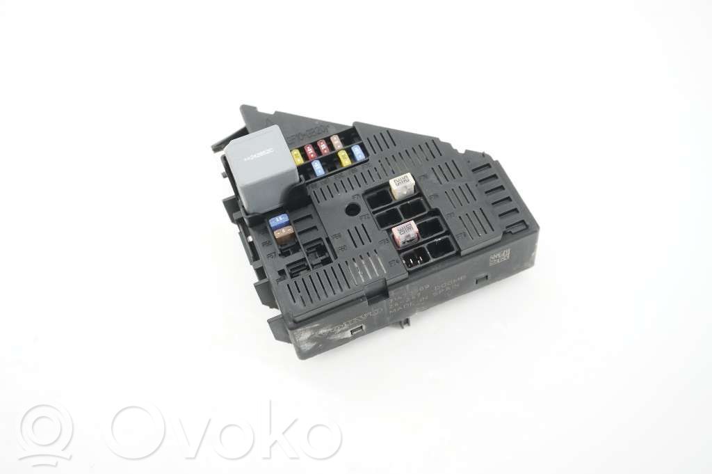 Volvo S90, V90 Fuse module 
