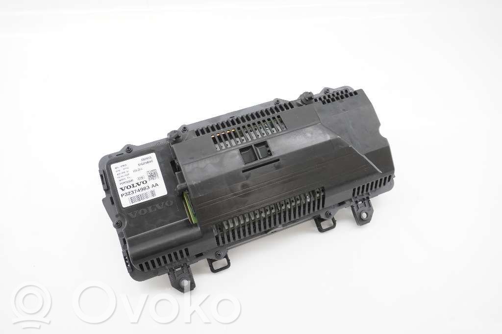Volvo XC90 Vitezometru (grup de instrumente) 