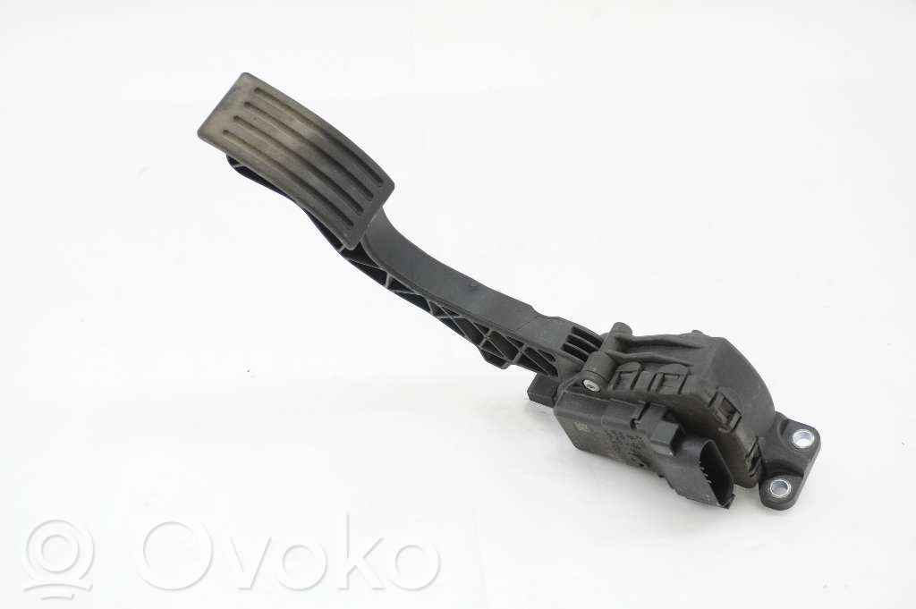 Volvo V50 Accelerator throttle pedal 