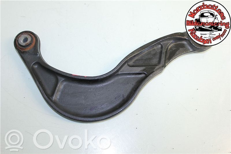 Volvo V70 Braccio di controllo sospensione posteriore superiore/braccio oscillante 