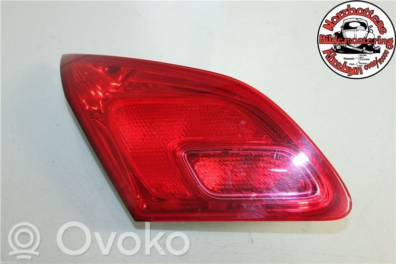 Opel Astra J Tailgate rear/tail lights 