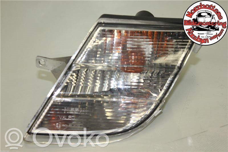 Nissan Micra Front indicator light 