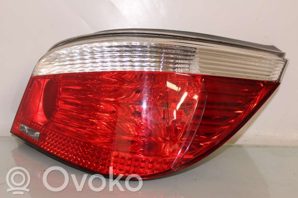 Luz trasera/de freno   63216910768,6910768