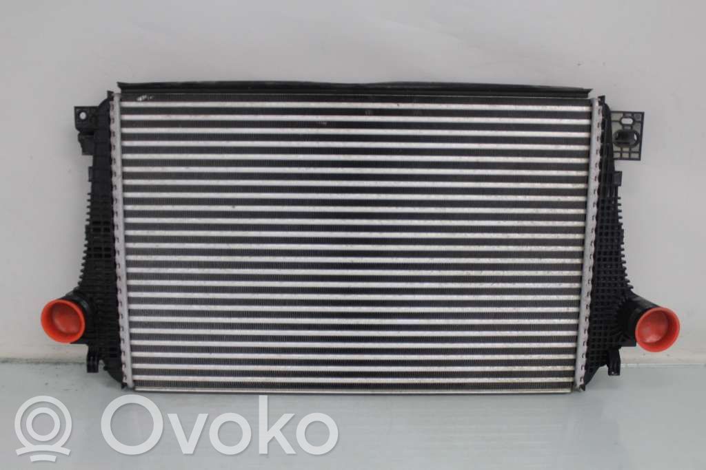 Volkswagen Amarok Interkūlerio radiatorius 