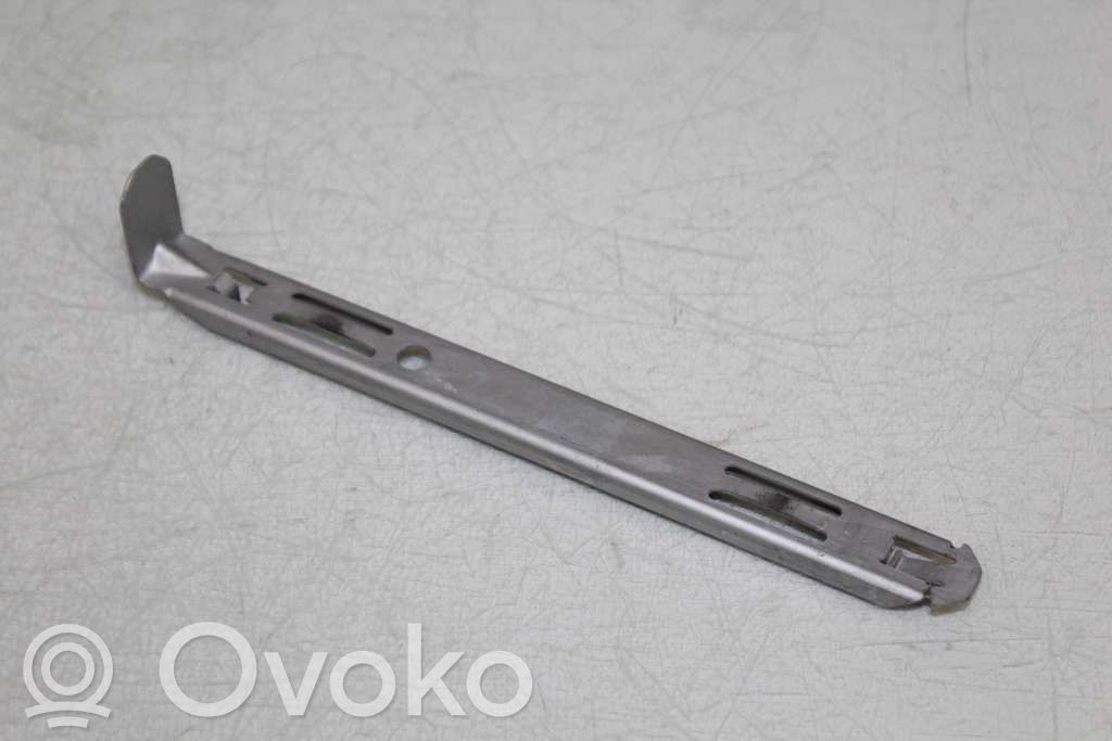 Volvo XC90 Halterung Scheinwerfer 