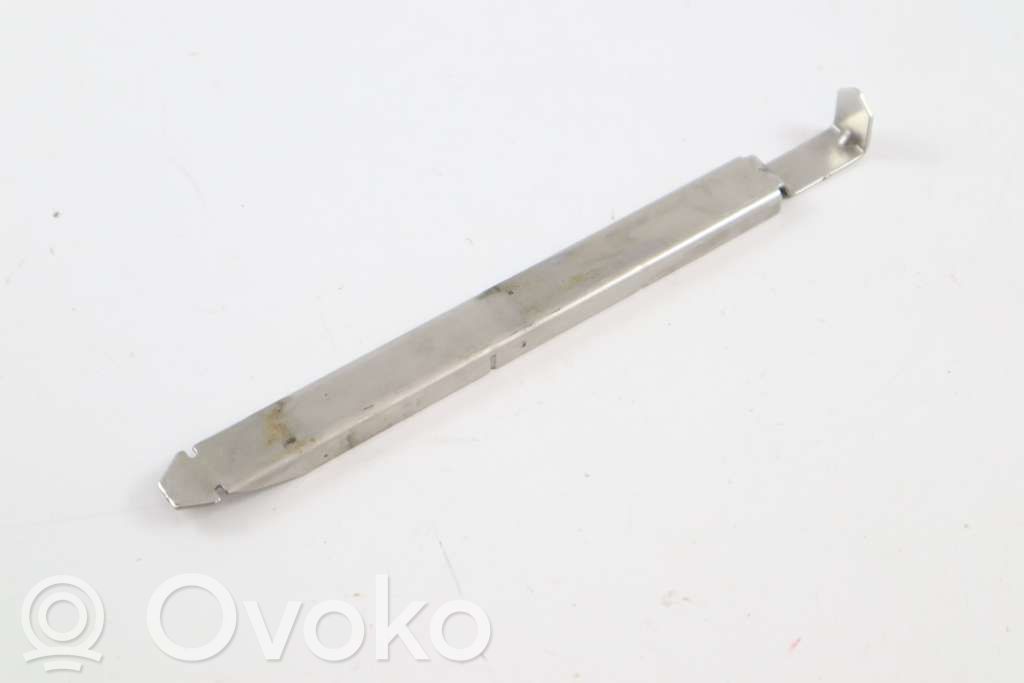 Volvo C30 Ajovalon kannake 