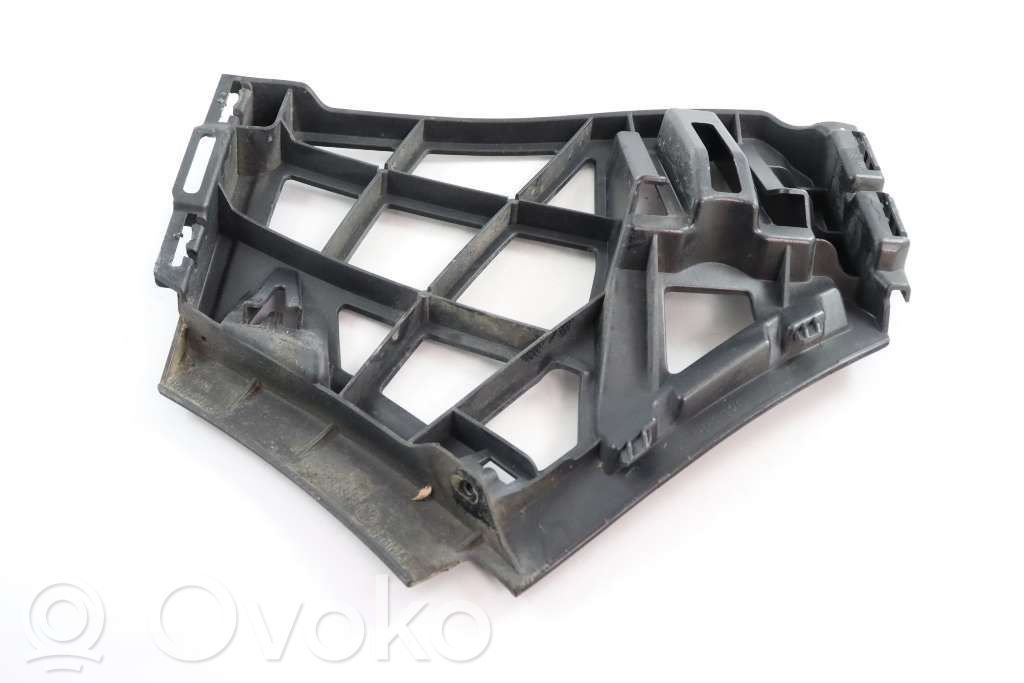 Volkswagen Golf V Uchwyt / Mocowanie zderzaka tylnego 