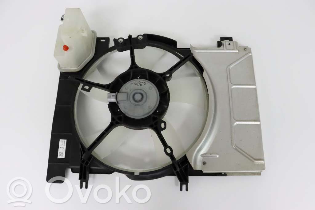 Toyota Yaris Elektryczny wentylator chłodnicy 