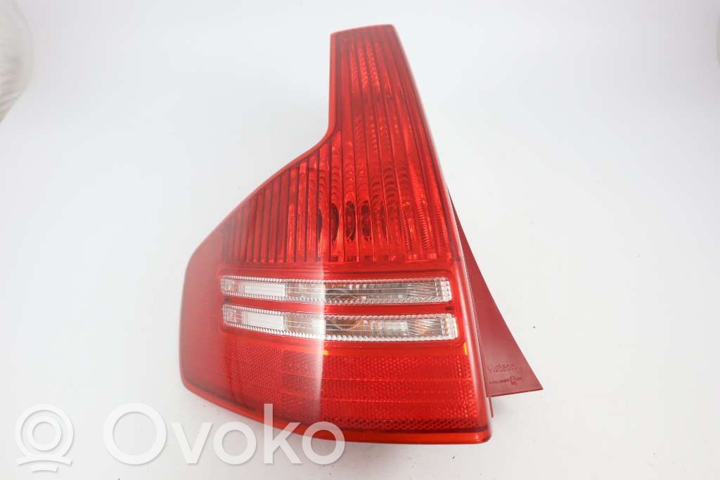 Citroen C4 I Galinis žibintas kėbule 