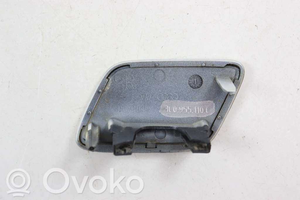 Volkswagen PASSAT B6 Ugello a spruzzo lavavetri per faro