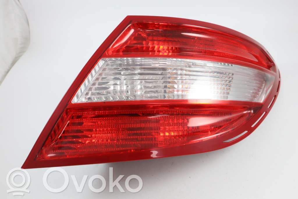 Lampa tylna   A2049060503,A2048200264,A2048202764