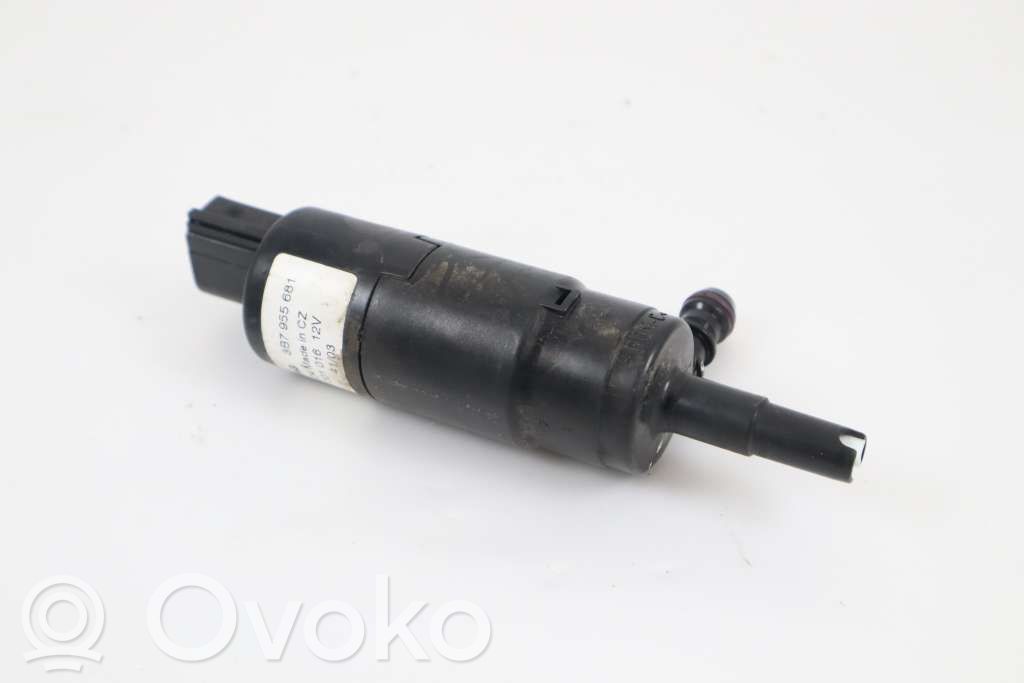 Volkswagen Golf V Pompe lave-phares
