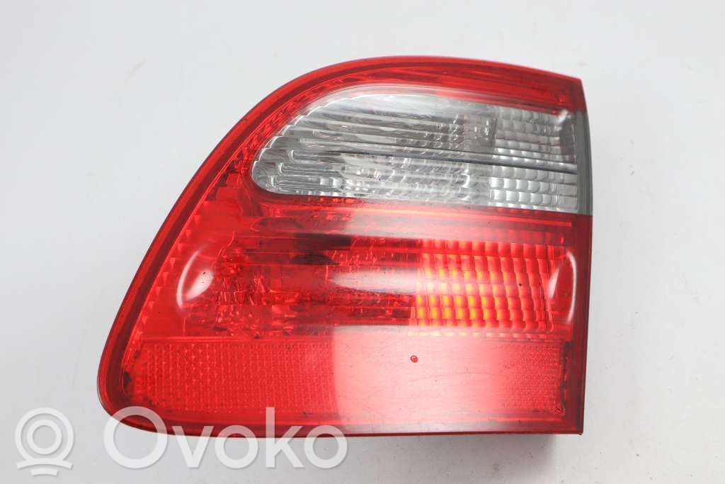 Mercedes-Benz E W211 Luci posteriori del portellone del bagagliaio