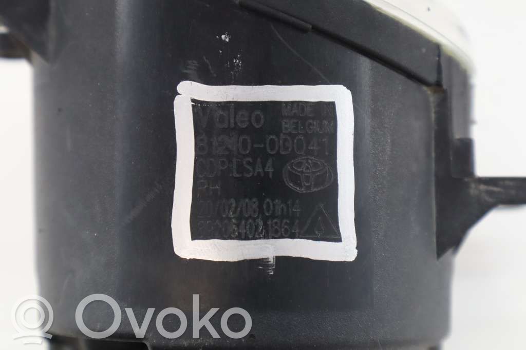 Etusumuvalo   812100D042,89206402,812100D041