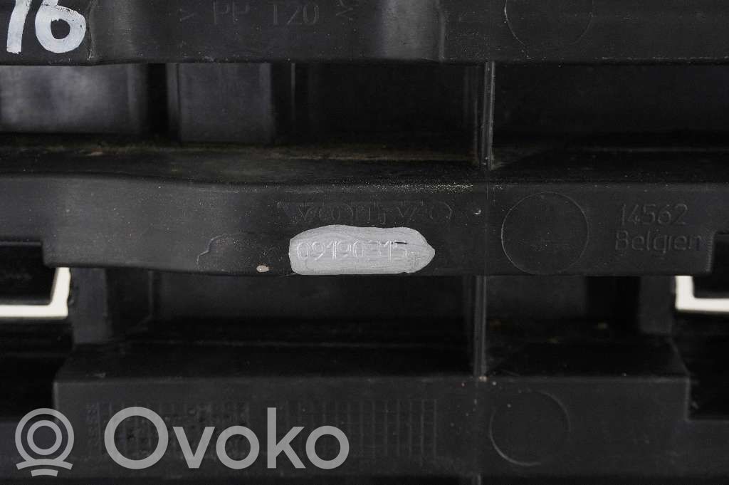 Volvo V70 Belka zderzaka tylnego 