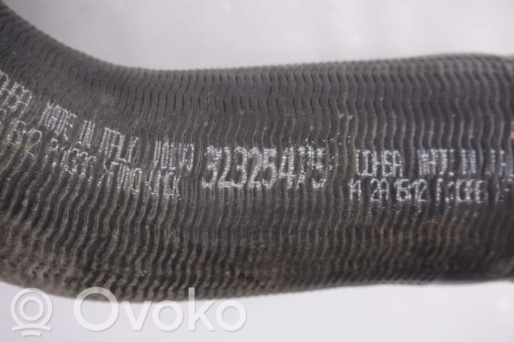 Volvo S90, V90 Wąż / Rura intercoolera 
