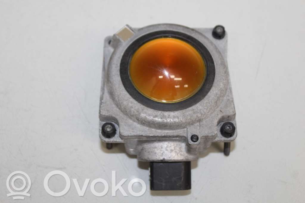 Volkswagen PASSAT B7 Sensor de radar Distronic 