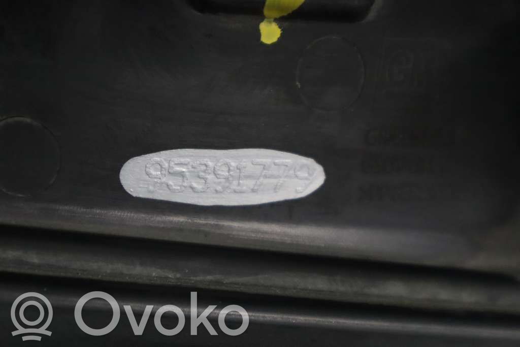 Opel Mokka Front bumper upper radiator grill 