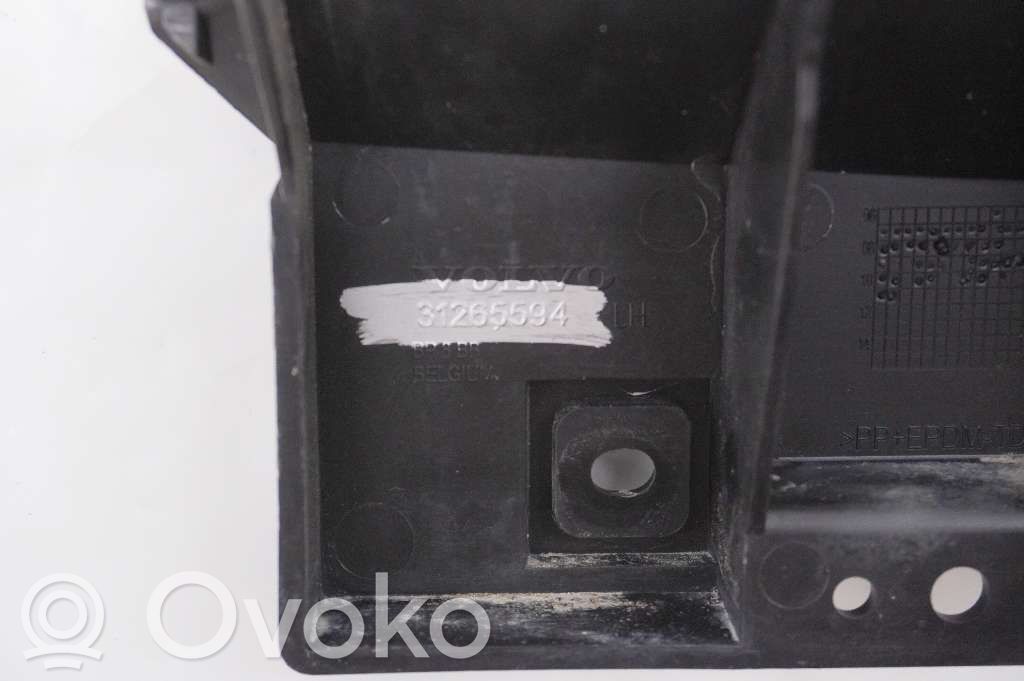 Volvo S40 Takapuskurin kannake
