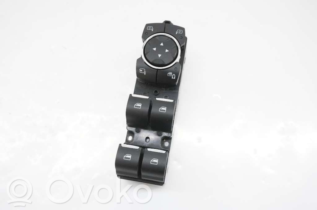 Electric window control switch   2080231