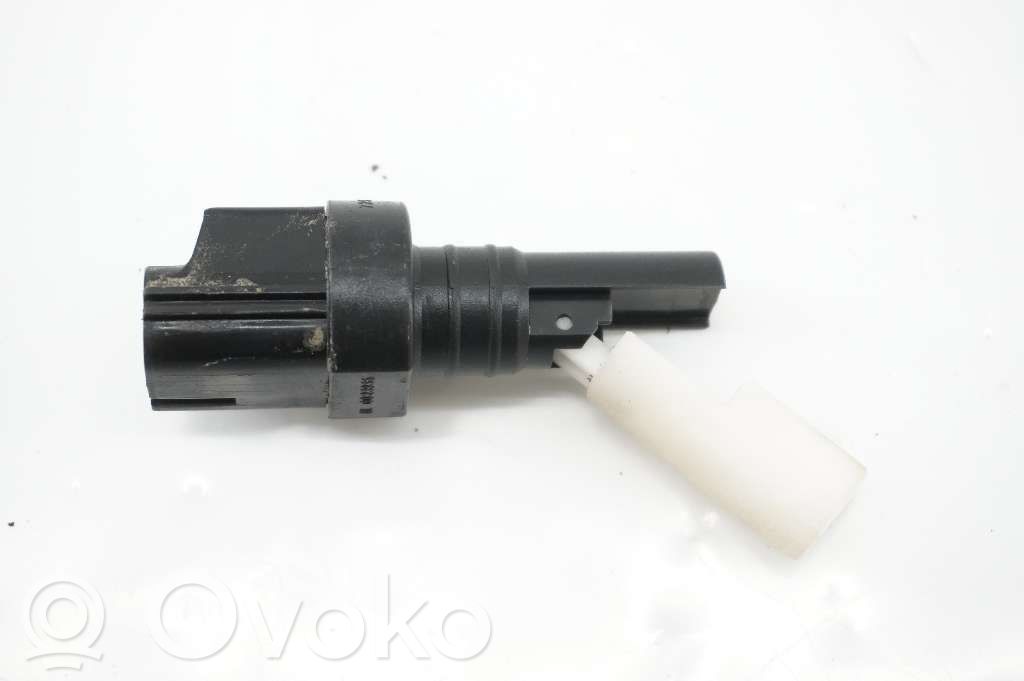 Windshield washer fluid level sensor   31333113
