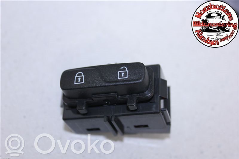 Volvo XC70 Buton comutator închidere centralizată 